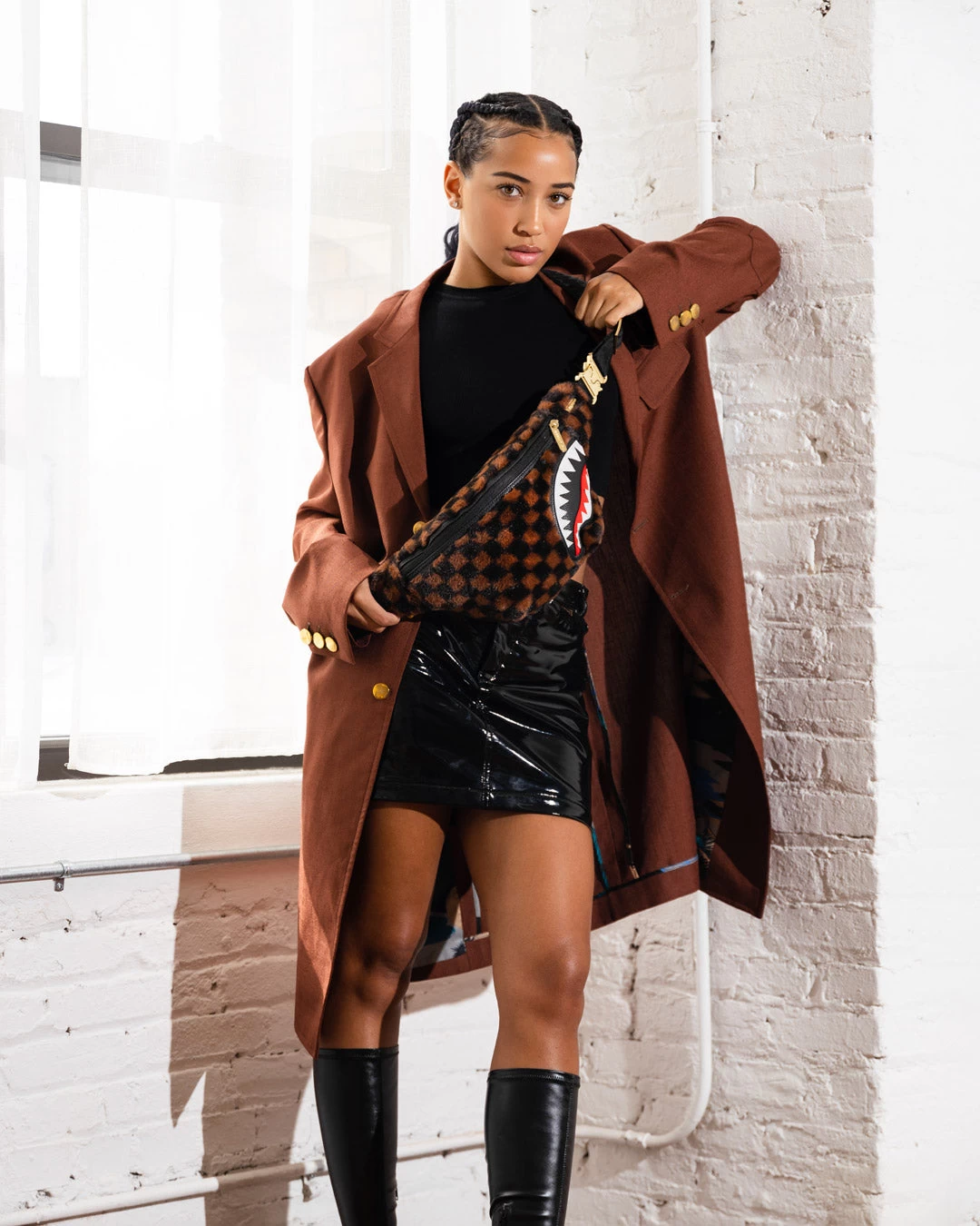 SPRAYGROUND FURRR SHARKS IN PARIS SAVVY CROSSBODY 2 SPRAYGROUND FURRR SHARKS IN PARIS SAVVY CROSSBODY - Image 2