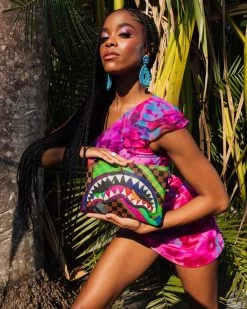 SPRAYGROUND SHARKS IN PARIS CITY STREAKS CROSSOVER CLUTCH -Fashion backpack-sprayground B5583 2 1