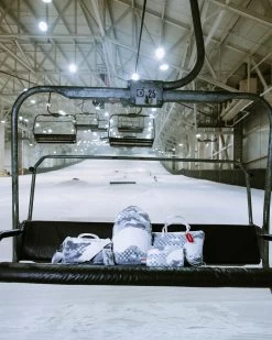 SPRAYGROUND 3AM PLUSH SWISS ALPS CROSSOVER CLUTCH 16 SPRAYGROUND 3AM PLUSH SWISS ALPS CROSSOVER CLUTCH -Fashion backpack-sprayground B5756 4 1