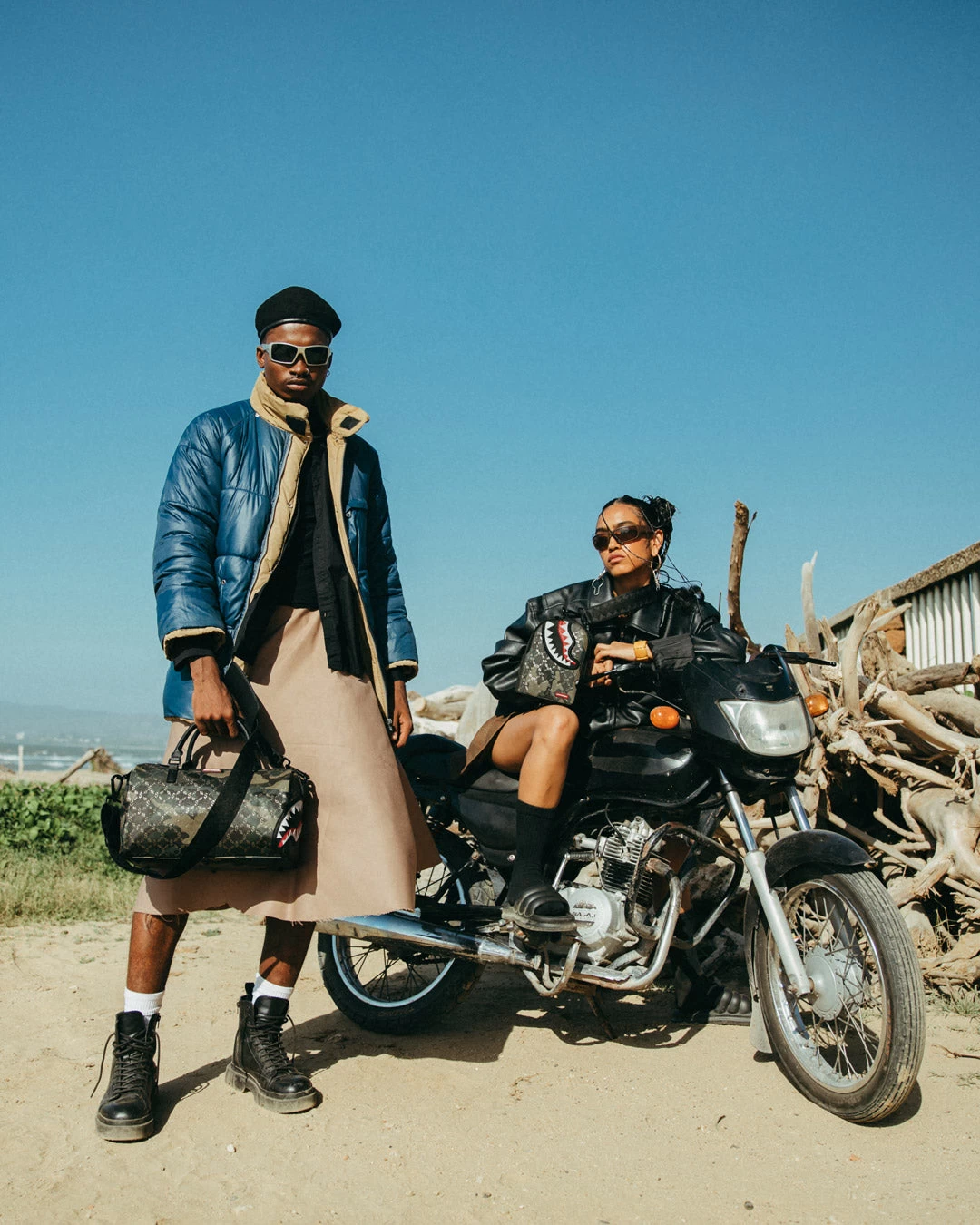 SPRAYGROUND LASERS BLAZIN MINI DUFFLE 6 SPRAYGROUND LASERS BLAZIN MINI DUFFLE - Image 6