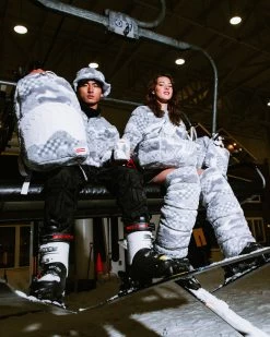 SPRAYGROUND 3AM PLUSH SWISS ALPS WALLET -Fashion backpack-sprayground W5757 2 1